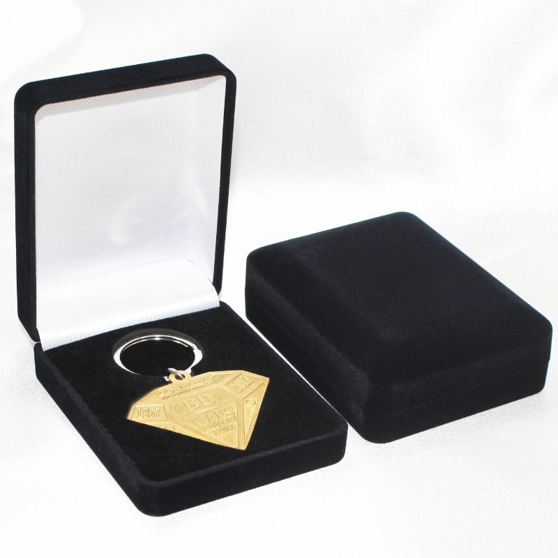KUS D-22B Velvet Box na mince, náhrdelníky a odznaky, mm. 70 * 90 * 30, hmotnost přibližně 60 g